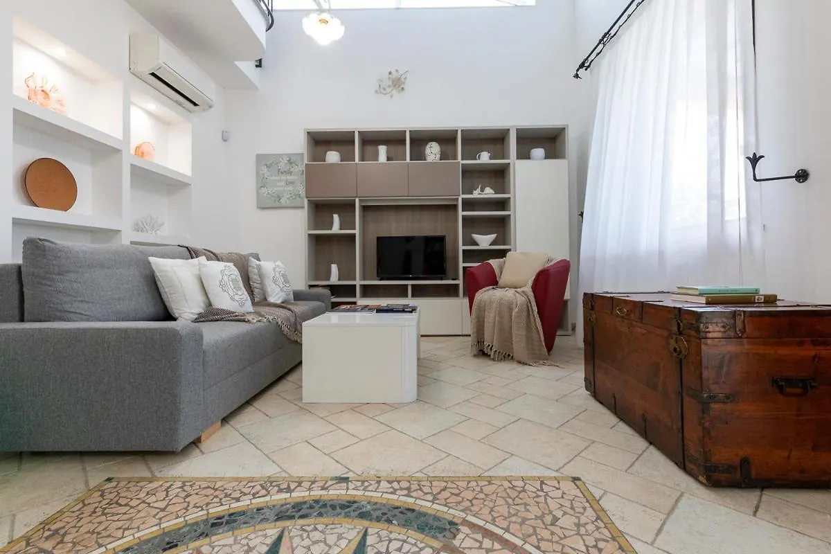 Villa Del Colle Con Piscina Privata Испика