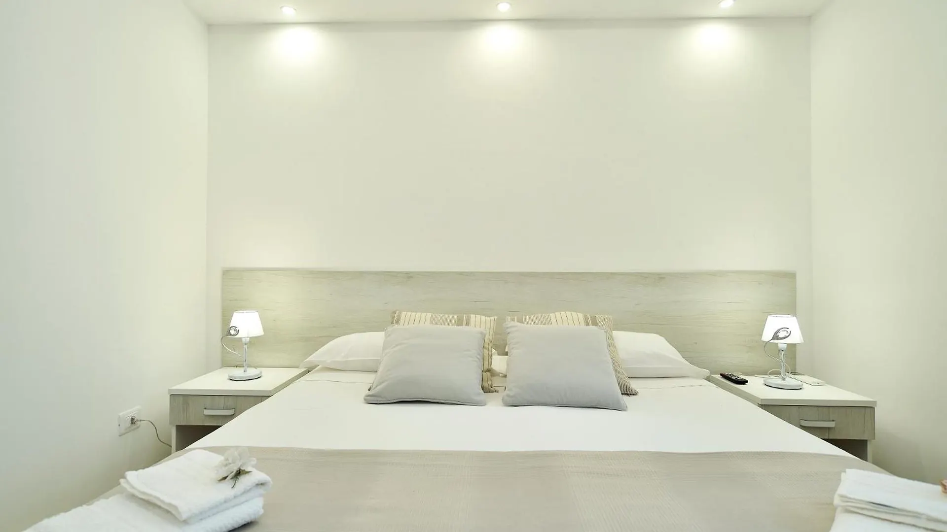 Villa Del Colle Con Piscina Privata Испика